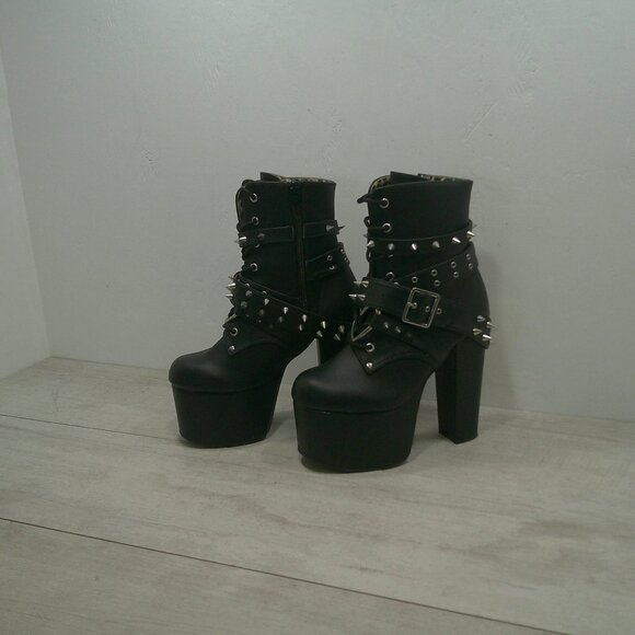 Demonia Torment-700 Black Platform Studded Goth Punk Grunge Ankle Boots Size 7 - Picture 12 of 13